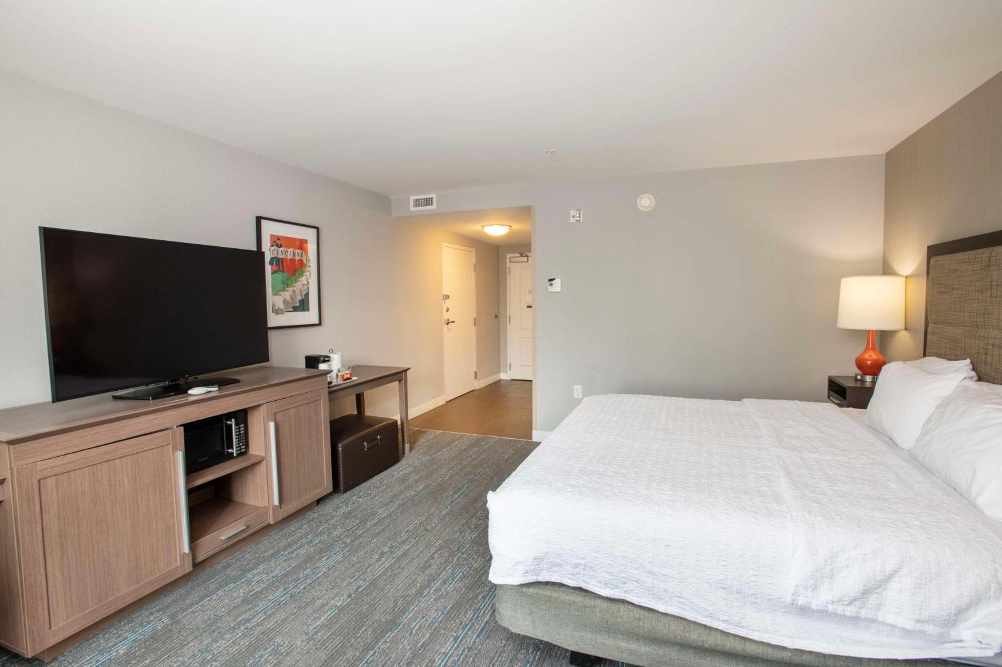 Hampton Inn & Suites - Cincinnati/Kenwood, Oh Silverton Екстер'єр фото