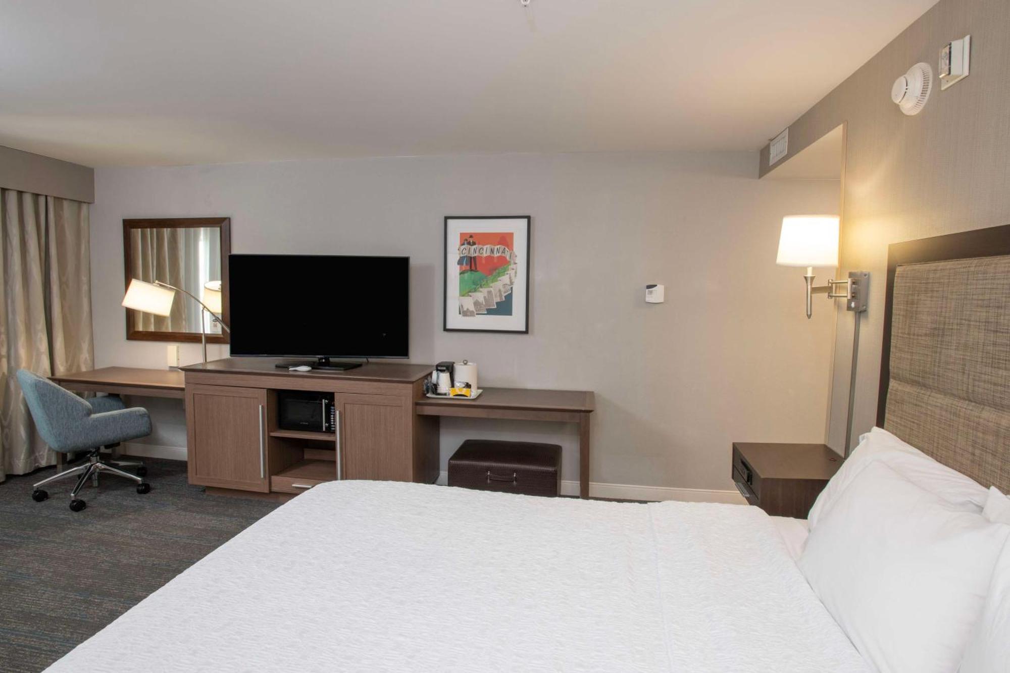 Hampton Inn & Suites - Cincinnati/Kenwood, Oh Silverton Екстер'єр фото