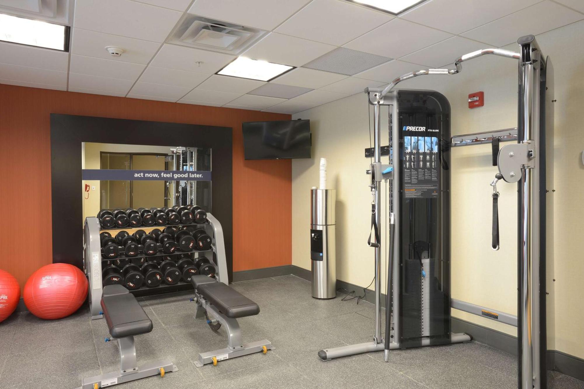 Hampton Inn & Suites - Cincinnati/Kenwood, Oh Silverton Екстер'єр фото